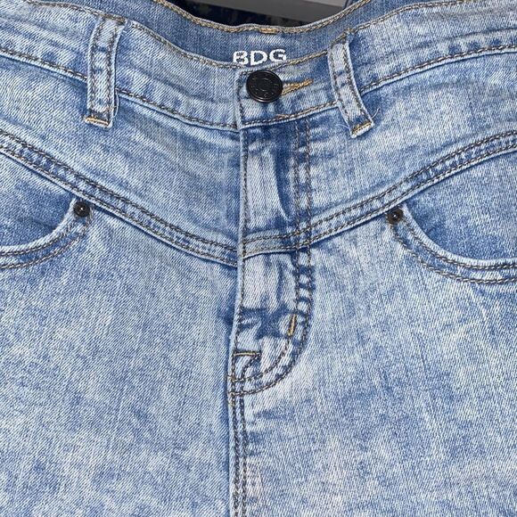 ✨ BDG
HIGH-RISE SEAMED JEAN✨ - Picture 4 of 7